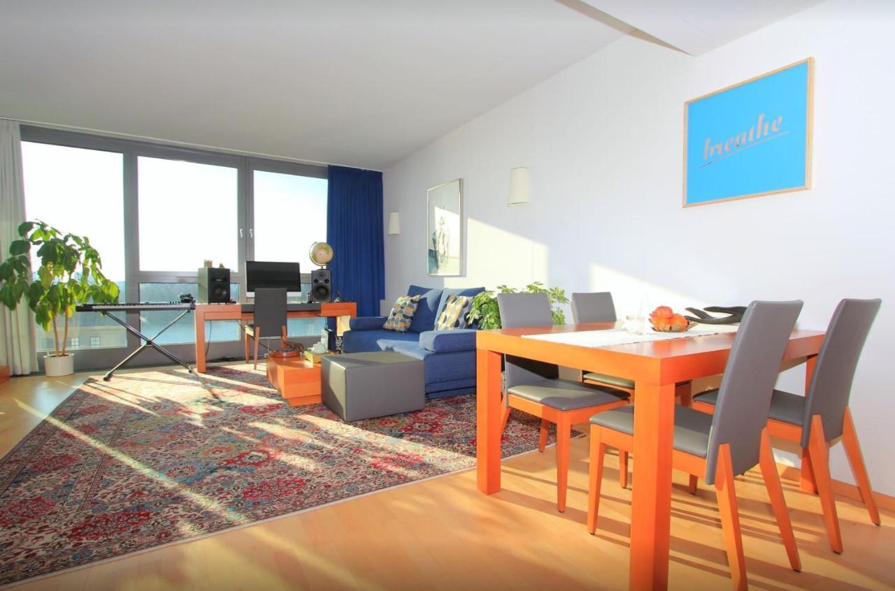 شقة Luxury Space At The Best Address In براتسيلافا المظهر الخارجي الصورة